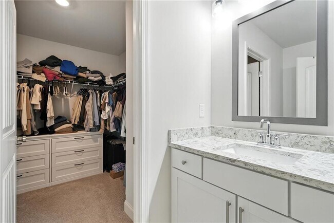 Building Photo - 3411 Swallowtail Ter