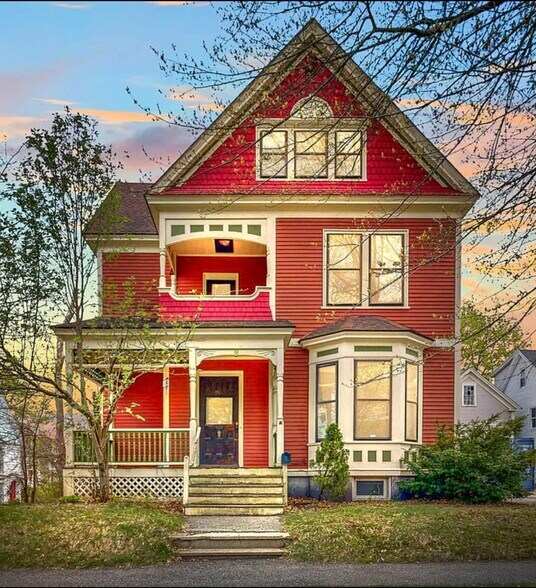 Front of Home - 90 High St