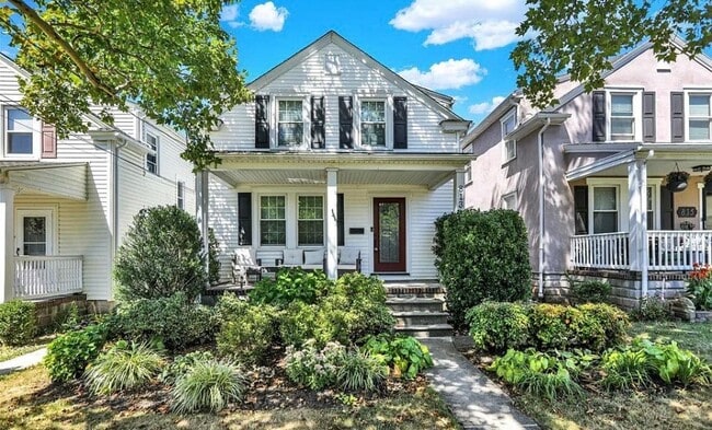 Primary Photo - 813 N Franklin St