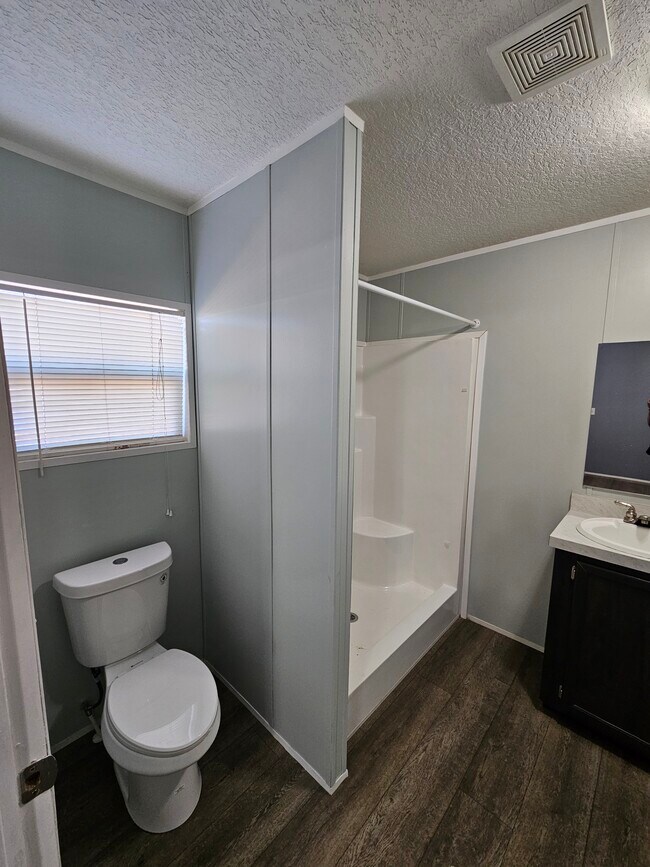 Building Photo - 2812 Edward Ave