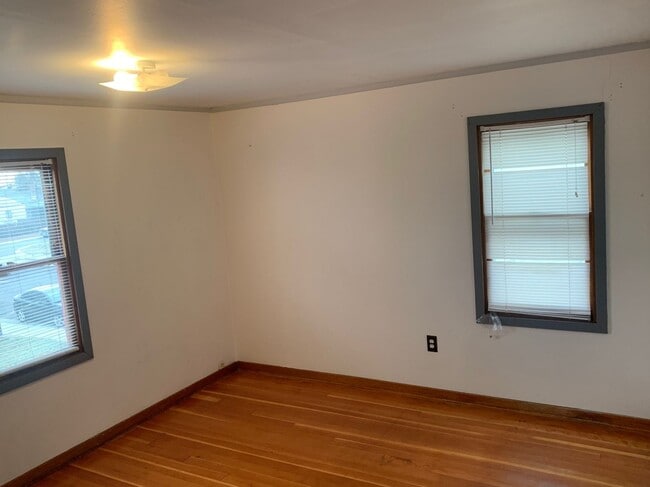 Building Photo - 1310/1312 Williams Blvd