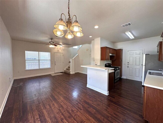 Building Photo - 506 Delmar Ave