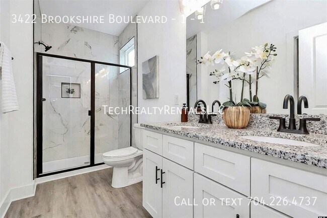 Building Photo - 3422 Brookshire Blvd