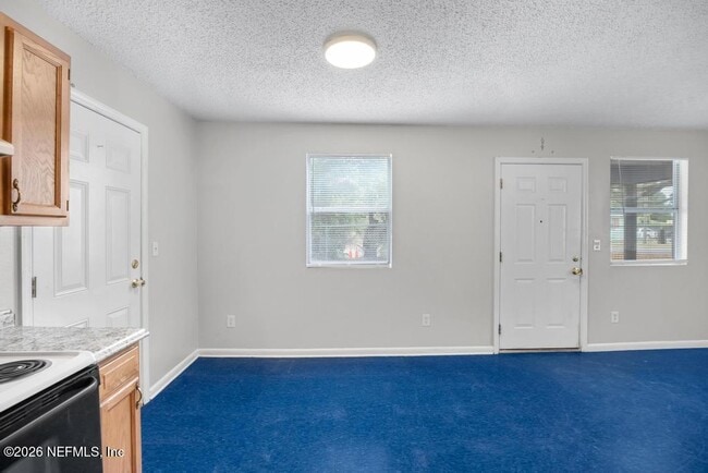 Building Photo - 850 Spearing St