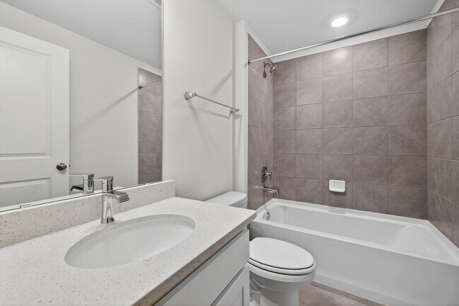 Building Photo - 462 Herringbone Wy