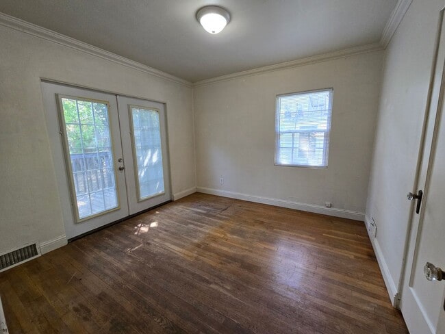 Building Photo - Adorable South Hill Home! Available Now!