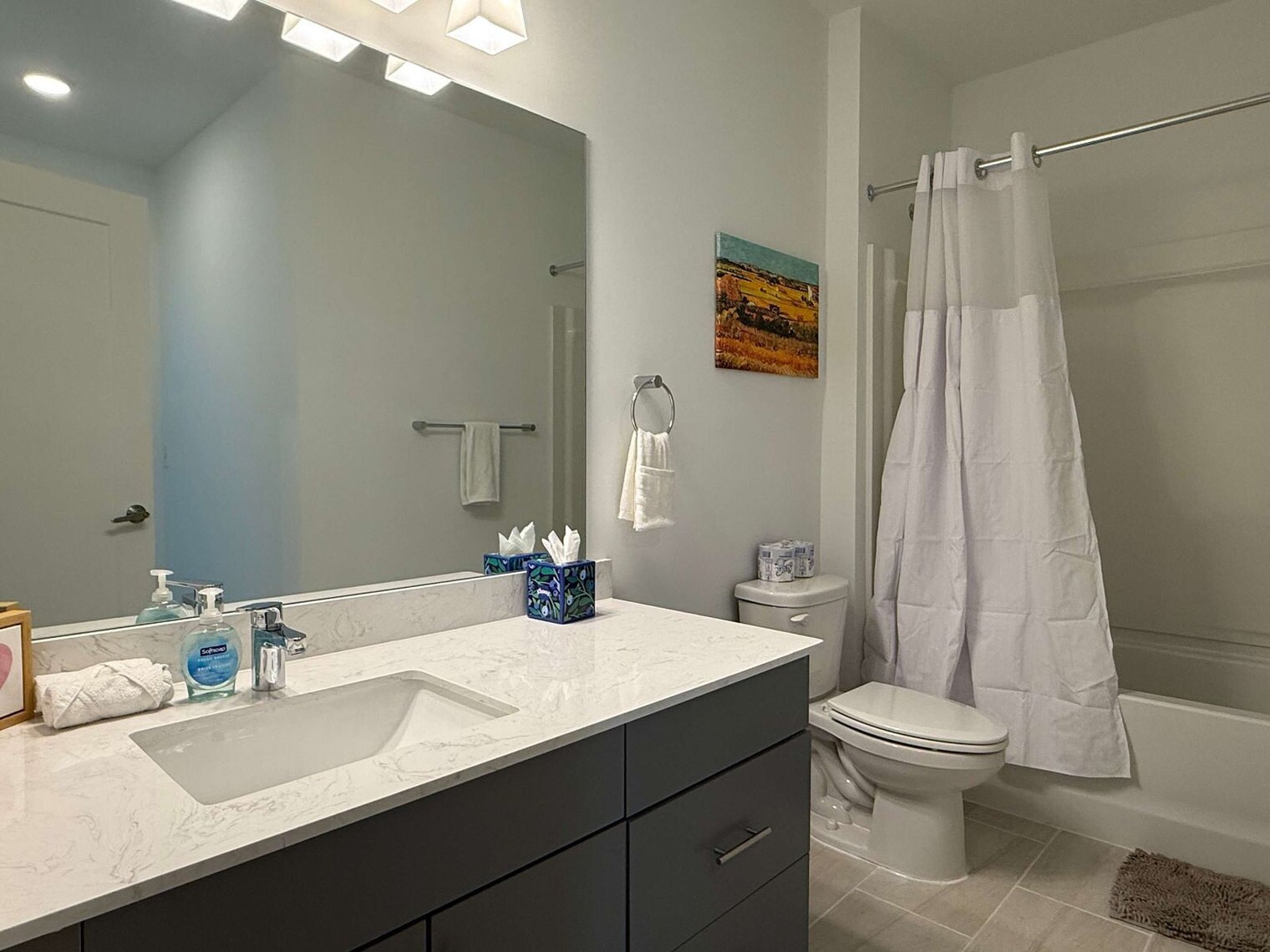 Building Photo - 525 Parkway Dr NE