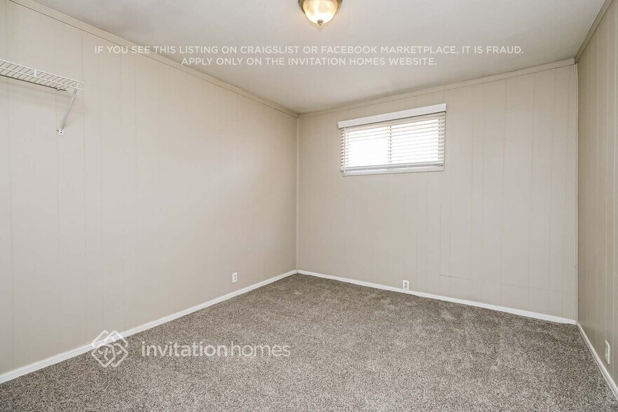 Building Photo - 1754 W 2nd St