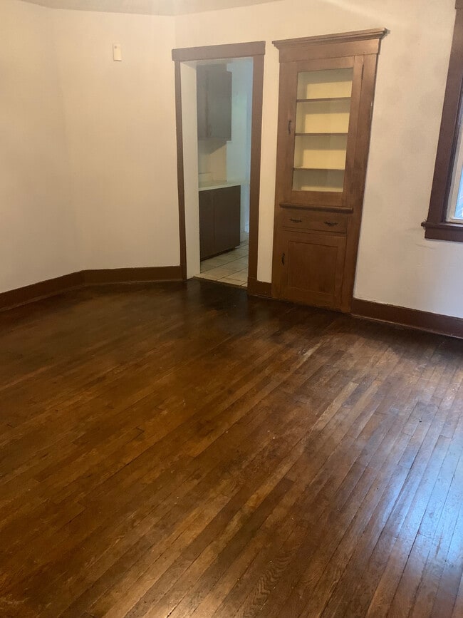 Building Photo - 1831 Morningside Ave