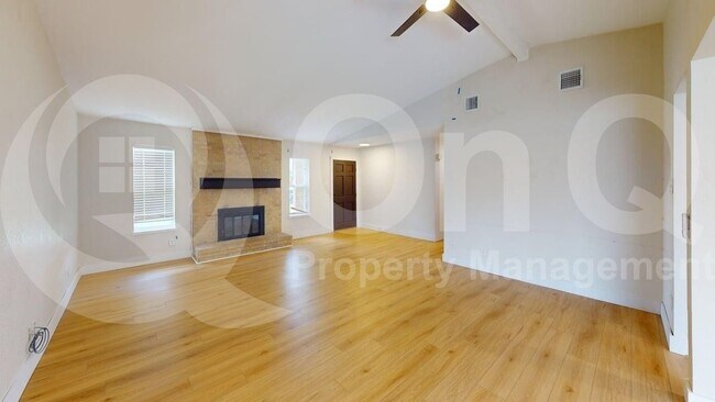 Building Photo - 2929 Holy Cross Ln