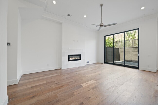 Building Photo - 7550 Little Caprese Ln