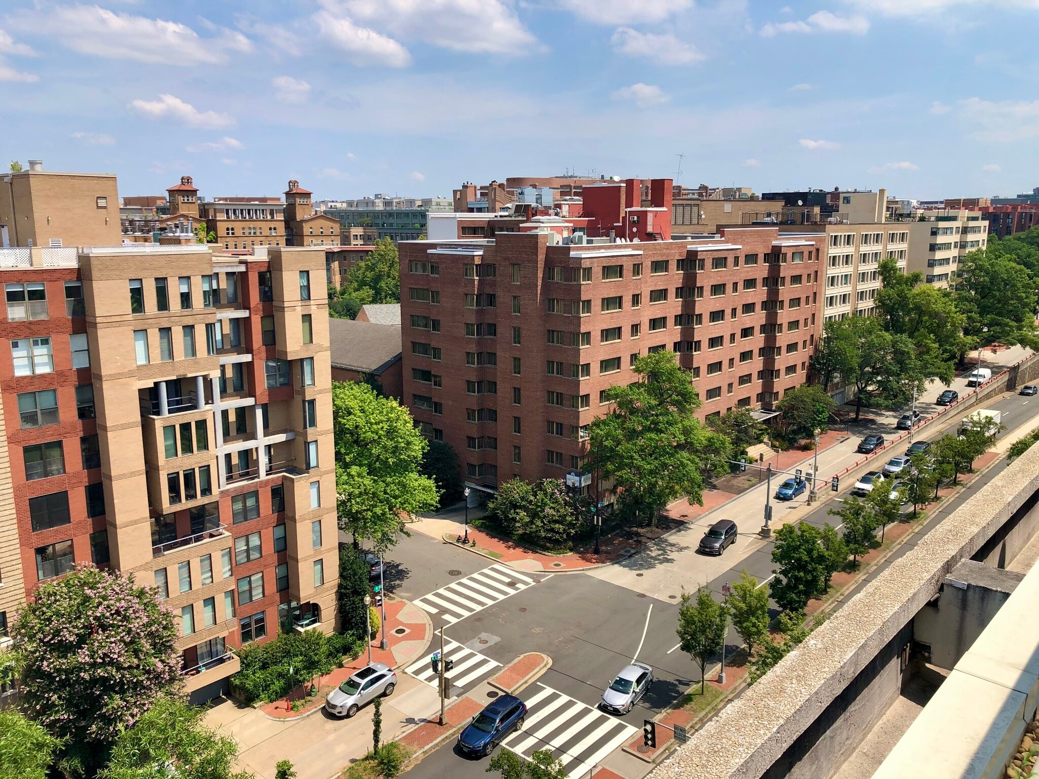 Rooftop View - 950 25th St NW