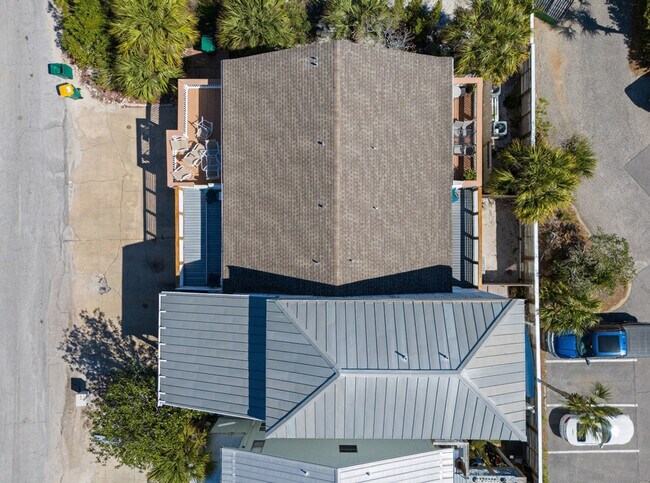 Building Photo - 16 Gulf Breeze Ct