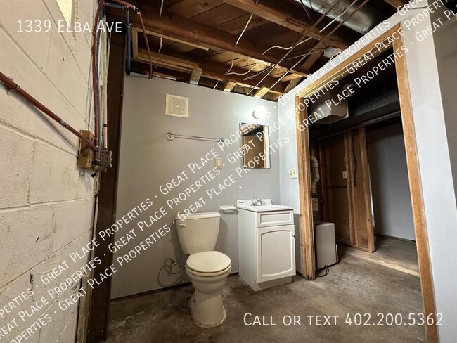 Building Photo - 1339 Elba Ave