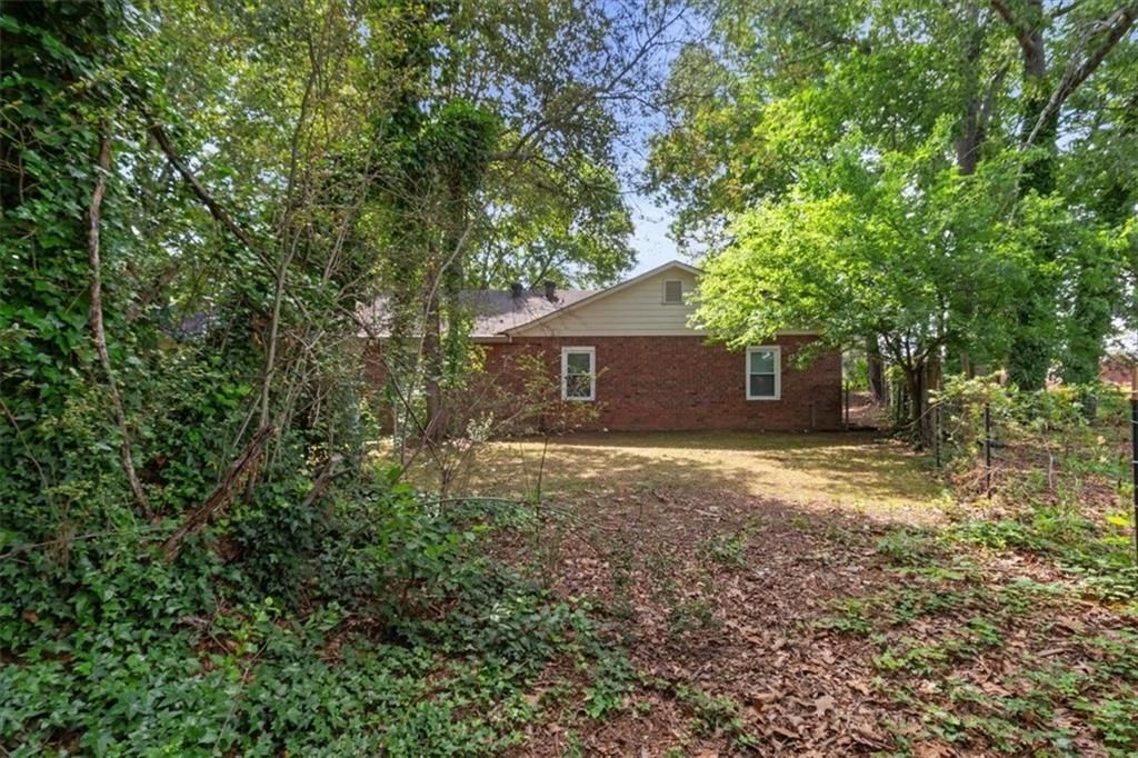Building Photo - 894 Five Forks Trickum Rd SW