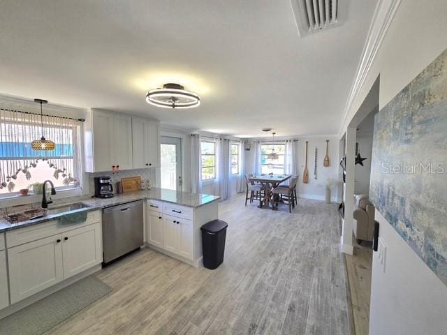 Building Photo - 403 63rd St