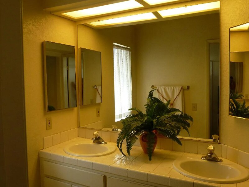 Building Photo - 1213 Jasmine St