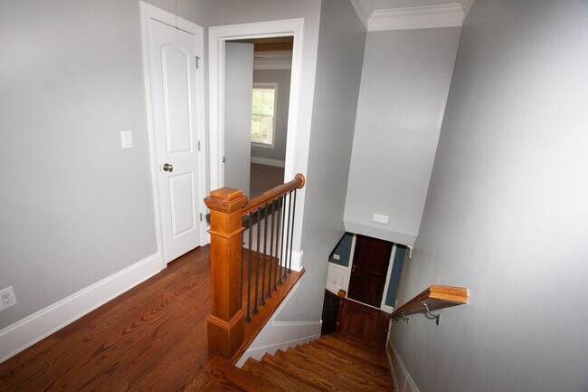 Building Photo - 839 Inman Vlg Pkwy NE