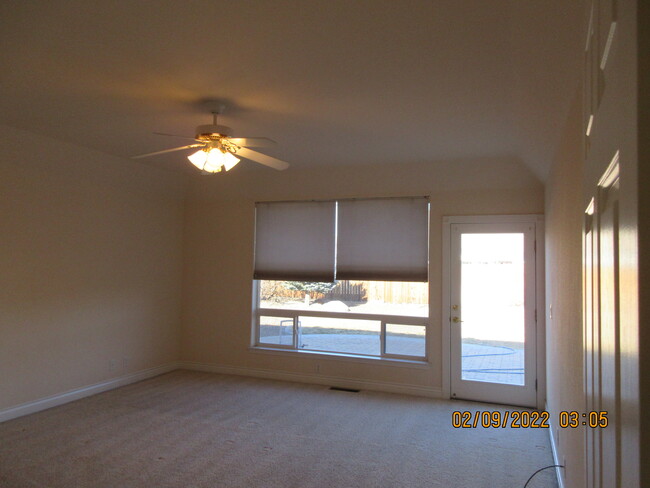 Building Photo - 2889 Rio Vista Dr