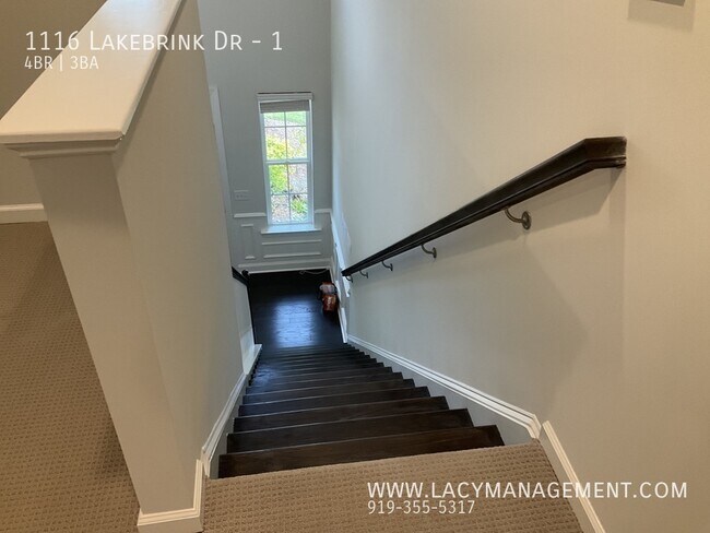 Building Photo - 1116 Lakebrink Dr
