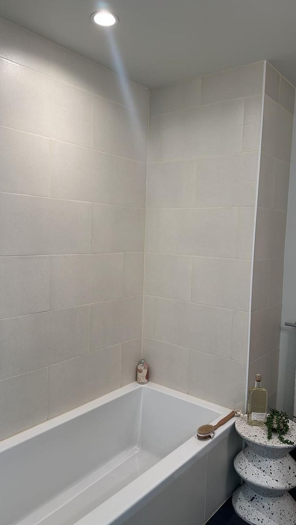 Building Photo - 889 Francisco St