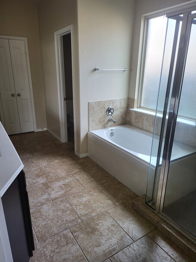 Building Photo - 25619 Anvil Iron Ln