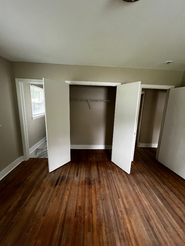 Building Photo - 5026 Lochlain Dr