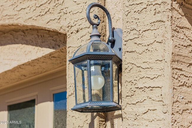 Building Photo - 16809 S 33rd Way