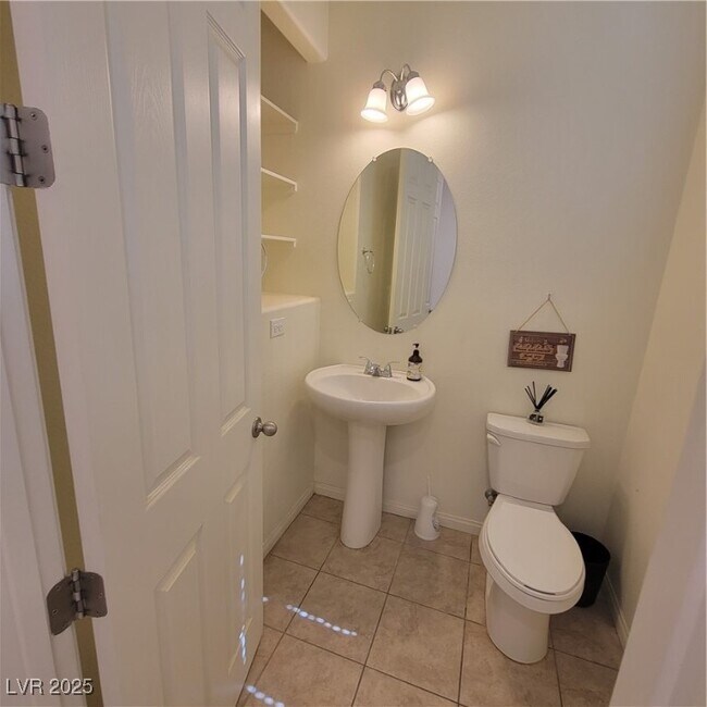 Building Photo - 1836 Pinsky Ln