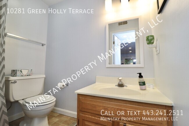 Building Photo - 10281 Green Holly Terrace