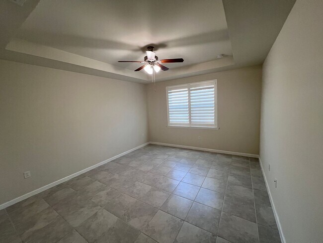 Building Photo - Stunning Lakefront 3/2 Home in the Heart of Babcock Ranch