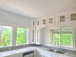 Building Photo - 4703 Chenevert St