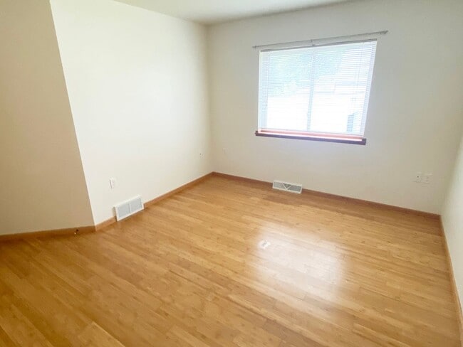 Building Photo - 2-Bedroom, 1-Bath Ranch Style Home - ADA Compliant, Hardwood Floors, & Fenced-In Yard