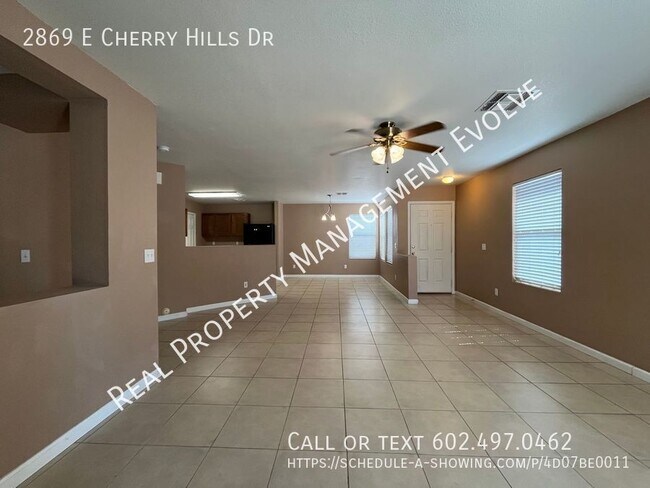 Building Photo - 2869 E Cherry Hills Dr