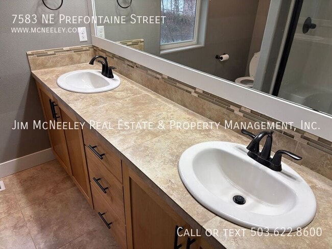 Building Photo - 7583 NE Prefontaine St