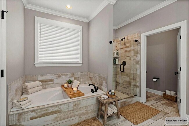 Building Photo - 7458 White Pine Dr