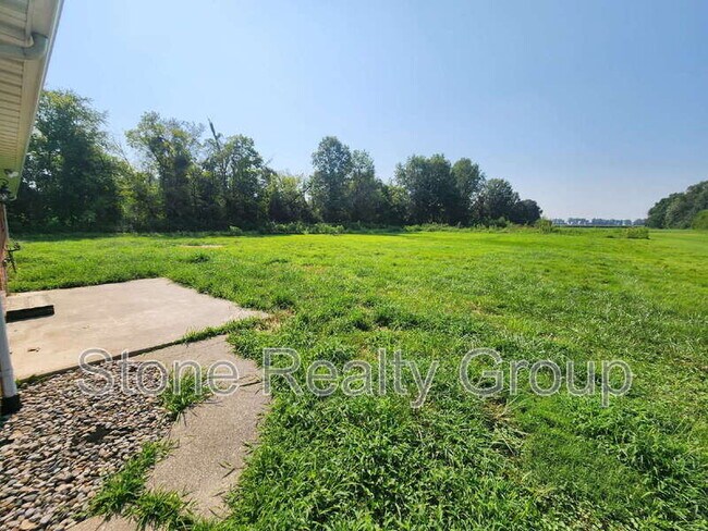 Building Photo - 2401 E Harlan Dr