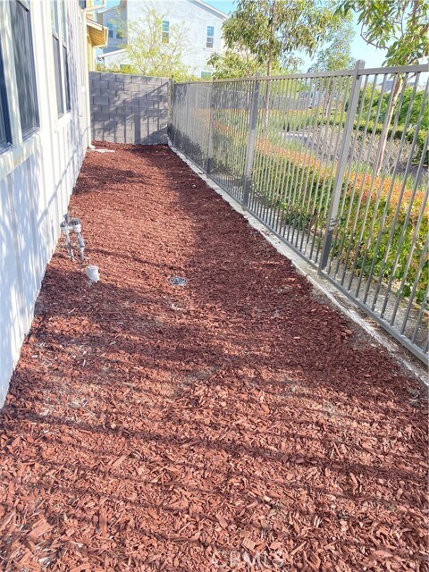 Building Photo - 57 Alienta Ln