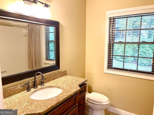 Building Photo - 4059 Charleston Ct SE