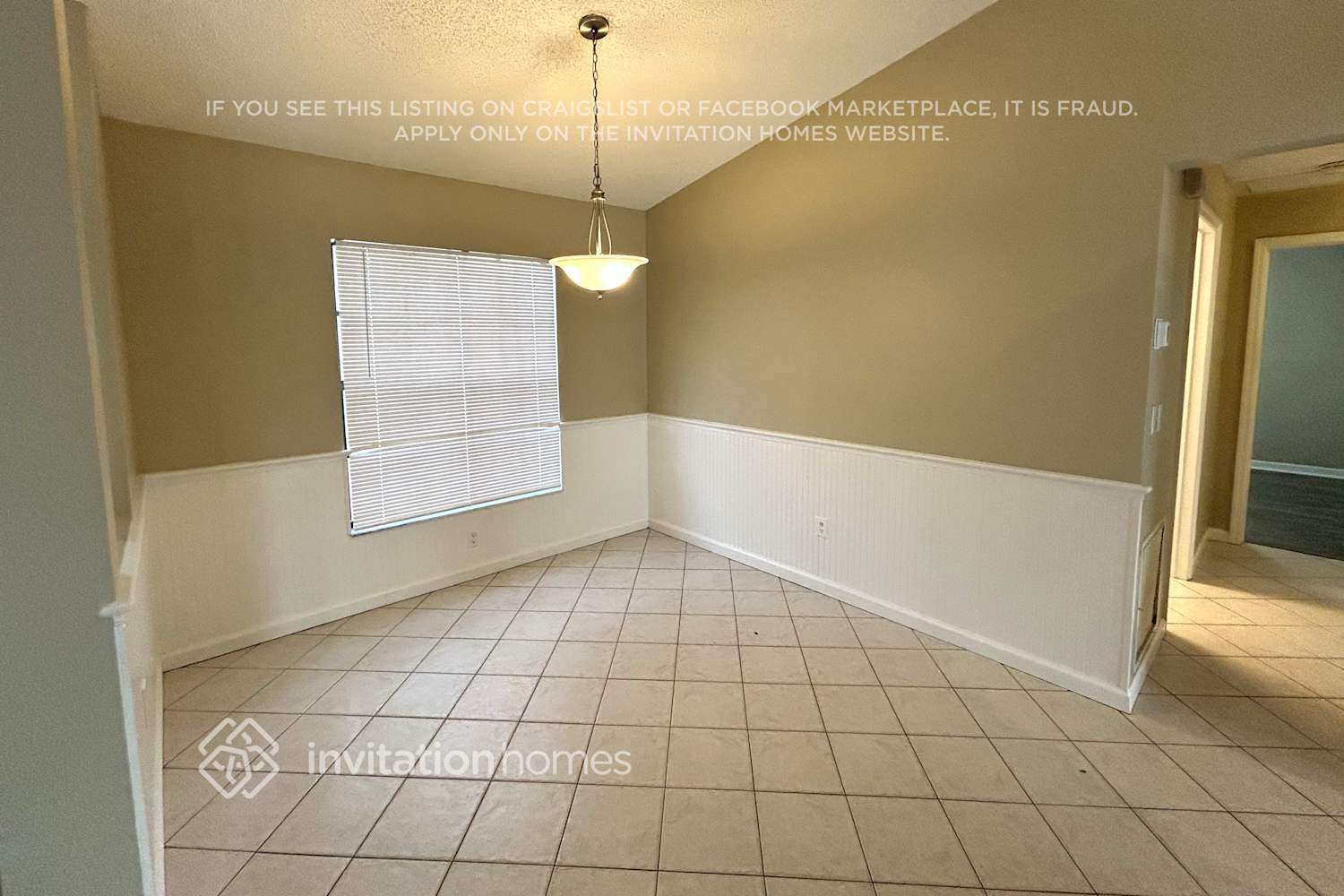 Building Photo - 1410 SW 3rd Ave