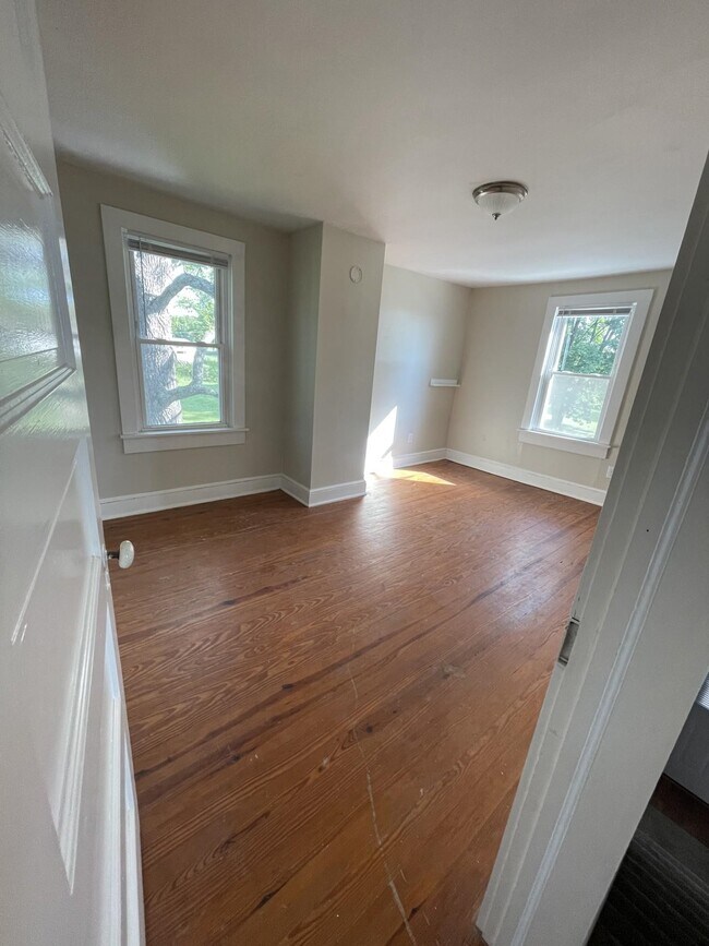 Building Photo - 5096 Battlefield Rd