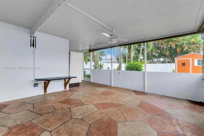 Building Photo - 211 SE 1st Terrace