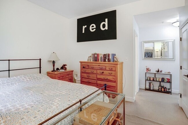 Building Photo - 1323 Clifton St NW