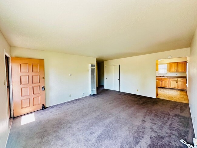 Building Photo - Downtown Benicia Duplex