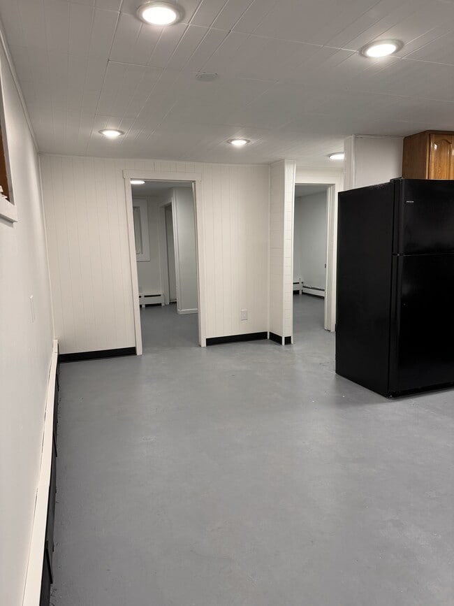 Building Photo - 720 18th Ave