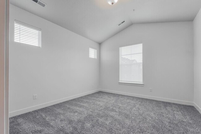 Building Photo - Modern Living in Lehi | New Build | Silico...