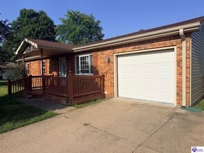 Building Photo - 2879 Colonial Dr