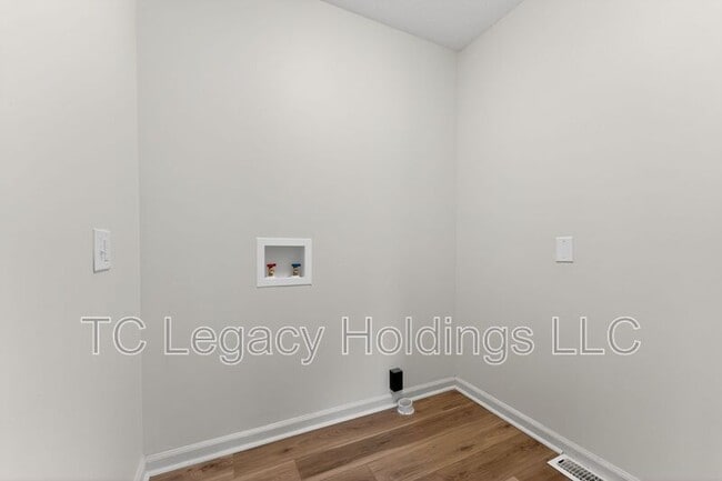 Building Photo - 127 Haymond Hwy