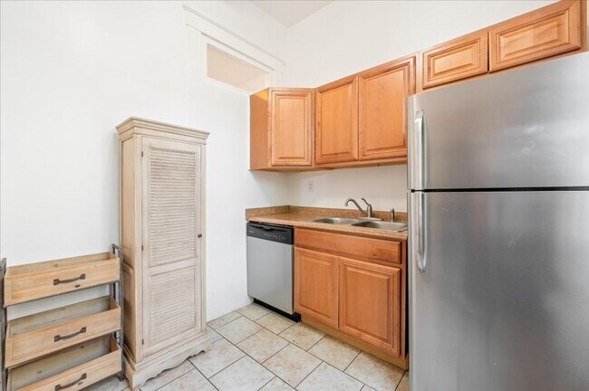 Building Photo - Move-In Special: $300 Off First Month if You Move by March 31, 2026!