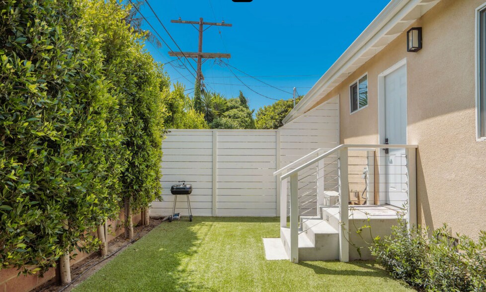 Building Photo - 8434 Wiley Post Ave